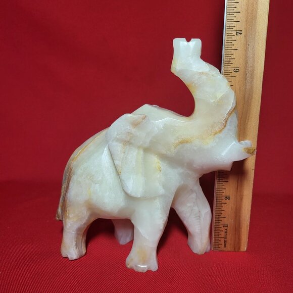 Vintage Onyx Carved Elephant Raised Trunk Sculpture Figurine - Picture 8 of 12